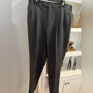 Men’s Geoffrey Beene dress trousers